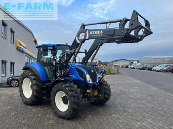 Traktor NEW HOLLAND T5