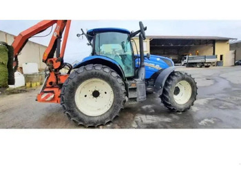 Traktor NEW HOLLAND T6