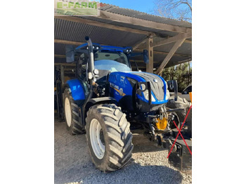 Traktor NEW HOLLAND T6
