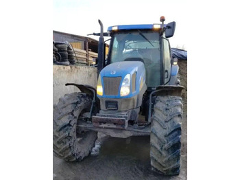 Traktor NEW HOLLAND TSA