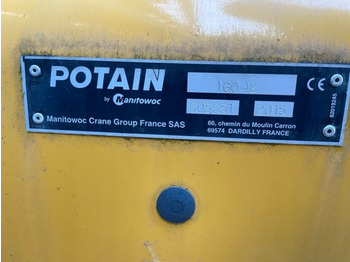 Självresande tornkran POTAIN