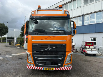 Dragbil Volvo FH 4 540, 8X4, 700410 KM, INTARDER TUV 12-02-2026: bild 2