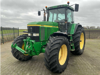Traktor JOHN DEERE 7710