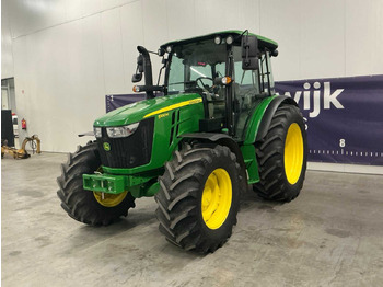 Traktor JOHN DEERE 5100M