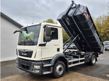 Lastväxlare lastbil MAN TGM 15.290