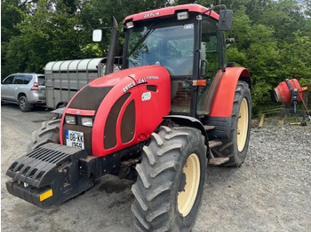 Traktor ZETOR