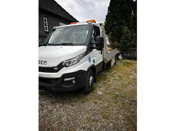 Biltransportbil lastbil IVECO Daily 70c17