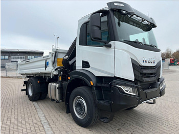 Tippbil lastbil IVECO X-WAY