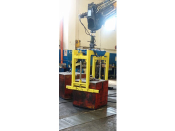 Ny Klämaggregat för Lastbilskran Brick stack grapple PL-3: bild 2 Ny Klämaggregat för Lastbilskran Brick stack grapple PL-3: bild 2