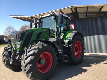 Traktor FENDT 828 Vario