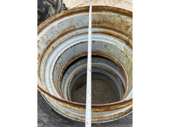 Däck och fälgar GOODYEAR