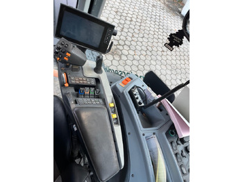 Traktor Valtra T214 Direct TwinTrac: bild 3