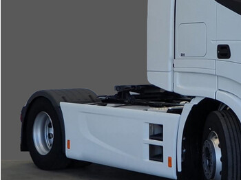 Aerodynamik/ Spoiler IVECO