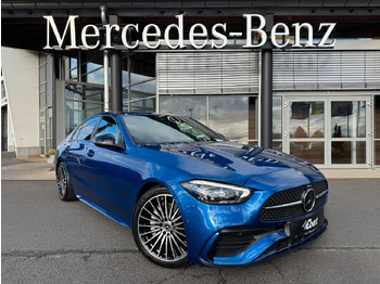 Sedan MERCEDES-BENZ