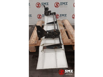 Aerodynamik/ Spoiler för Lastbil MAN Occ cabinespoiler rechts MAN: bild 3 Aerodynamik/ Spoiler för Lastbil MAN Occ cabinespoiler rechts MAN: bild 3