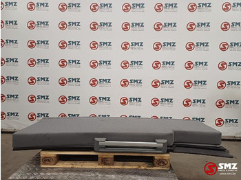 Hytt och interiör RENAULT