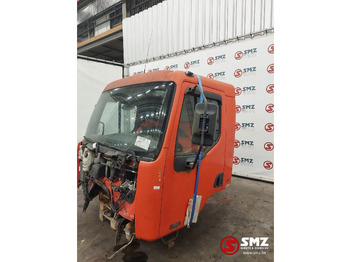 Hytt och interiör RENAULT Midlum