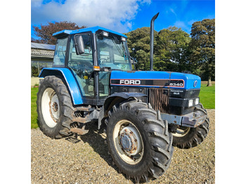 Traktor FORD