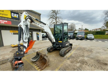 Leasa BOBCAT E27 BOBCAT E27: bild 1 Leasa BOBCAT E27 BOBCAT E27: bild 1