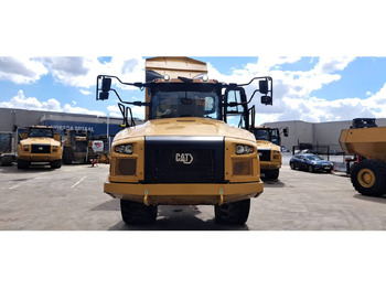Ramstyrd dumper CATERPILLAR 730