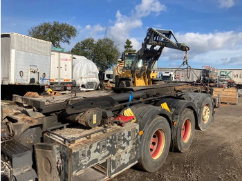 Leasa  Volvo FMX 540 8X4 Volvo FMX 540 8X4: bild 5