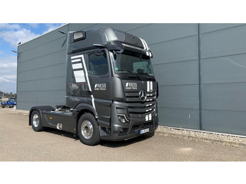 Dragbil MERCEDES-BENZ Actros