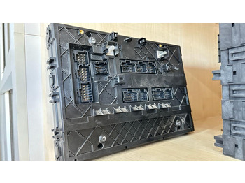 Reservdelar MERCEDES-BENZ