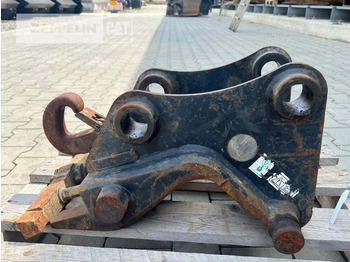 Redskapsfäste CATERPILLAR