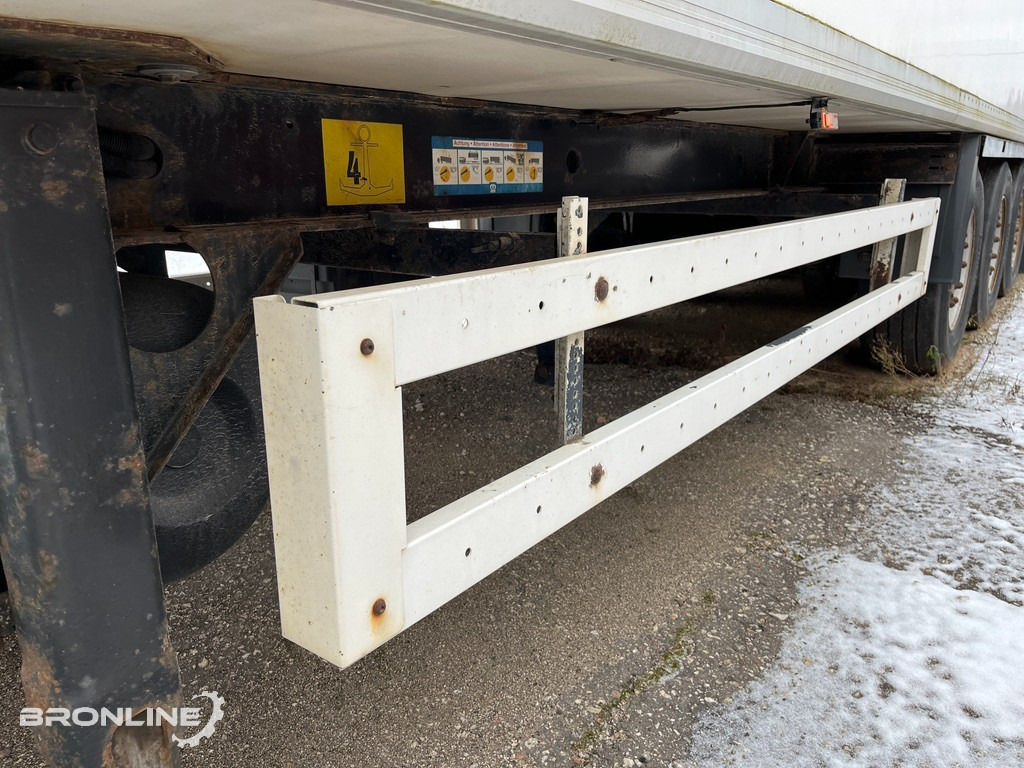 Kyl/ Frys semitrailer 2003 KRONE SDR 27 Refrigerator semi trailer: bild 12 Kyl/ Frys semitrailer 2003 KRONE SDR 27 Refrigerator semi trailer: bild 12
