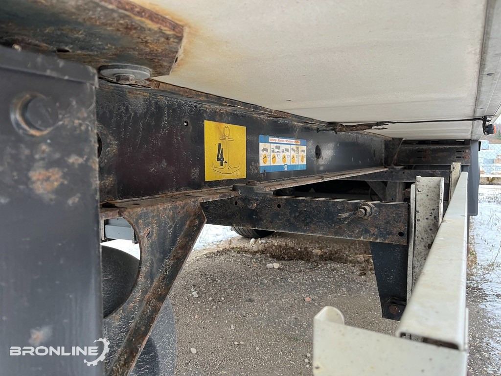 Kyl/ Frys semitrailer 2003 KRONE SDR 27 Refrigerator semi trailer: bild 10 Kyl/ Frys semitrailer 2003 KRONE SDR 27 Refrigerator semi trailer: bild 10
