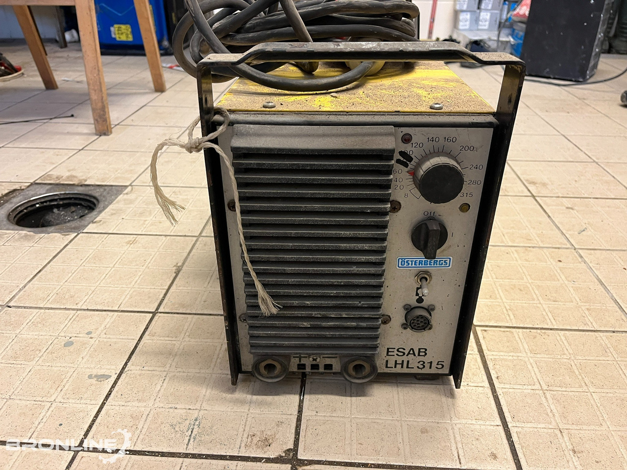 Esab LHL315 Keevitusaparaat - Svetsutrustning: bild 1 Esab LHL315 Keevitusaparaat - Svetsutrustning: bild 1