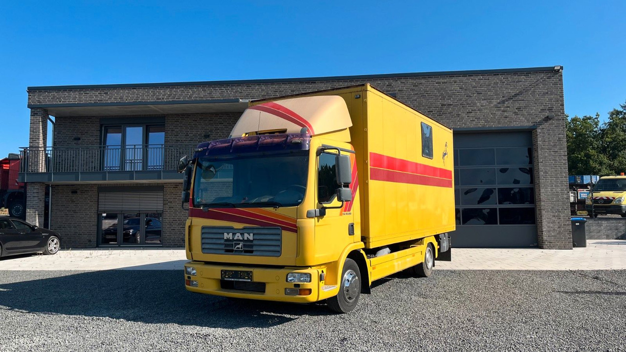 MAN TGL 10.180 Euro 4 Pferdetransporter Horse MAN TGL 10.180 Euro 4 Pferdetransporter Horse - Hästbuss: bild 1 MAN TGL 10.180 Euro 4 Pferdetransporter Horse MAN TGL 10.180 Euro 4 Pferdetransporter Horse - Hästbuss: bild 1