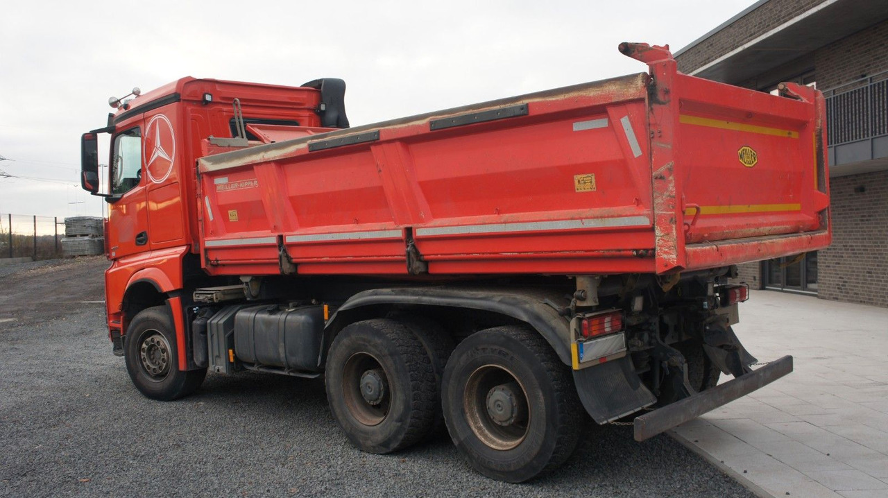 Mercedes-Benz Actros 2663 Dreiseitenkipper Meiller Bordmatik - Tippbil lastbil: bild 5 Mercedes-Benz Actros 2663 Dreiseitenkipper Meiller Bordmatik - Tippbil lastbil: bild 5
