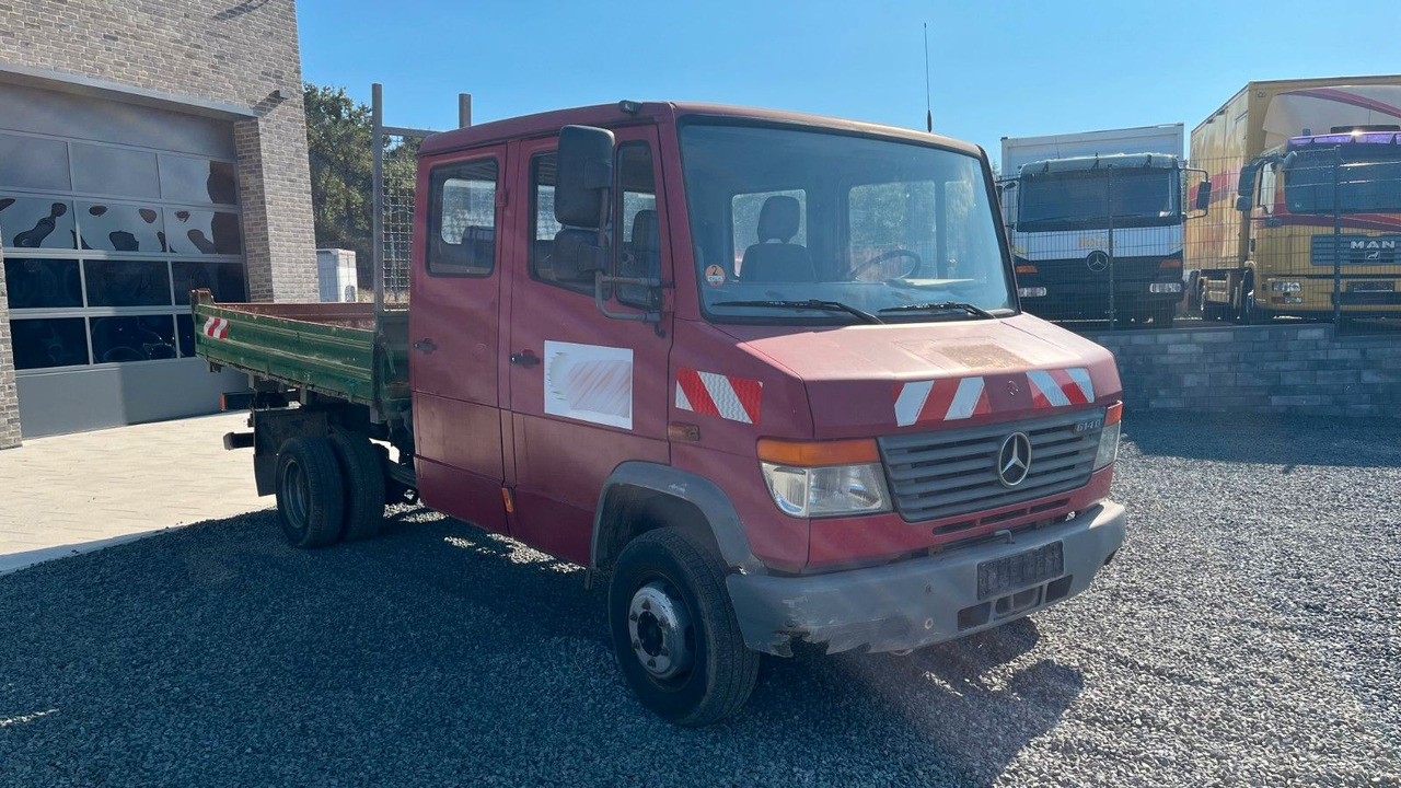 Mercedes-Benz Vario 614 DK Kipper Doka Mercedes-Benz Vario 614 DK Kipper Doka - Transportbil med tippflak, Dubbelhytt transportbil: bild 3 Mercedes-Benz Vario 614 DK Kipper Doka Mercedes-Benz Vario 614 DK Kipper Doka - Transportbil med tippflak, Dubbelhytt transportbil: bild 3