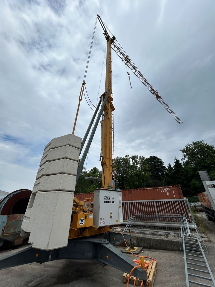 Liebherr Schnellbaukran 26 H Bj.: 2015 - Tornkran: bild 1 Liebherr Schnellbaukran 26 H Bj.: 2015 - Tornkran: bild 1