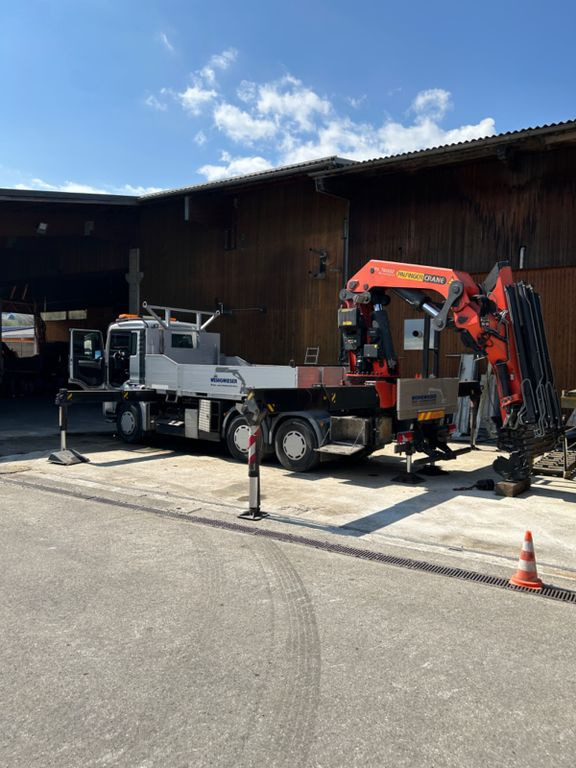 MAN TGS 33 . 440 6x4 Palfinger P K 74002 Seilwinde MAN TGS 33 . 440 6x4 Palfinger P K 74002 Seilwinde - Kranbil, Flakbil: bild 4 MAN TGS 33 . 440 6x4 Palfinger P K 74002 Seilwinde MAN TGS 33 . 440 6x4 Palfinger P K 74002 Seilwinde - Kranbil, Flakbil: bild 4