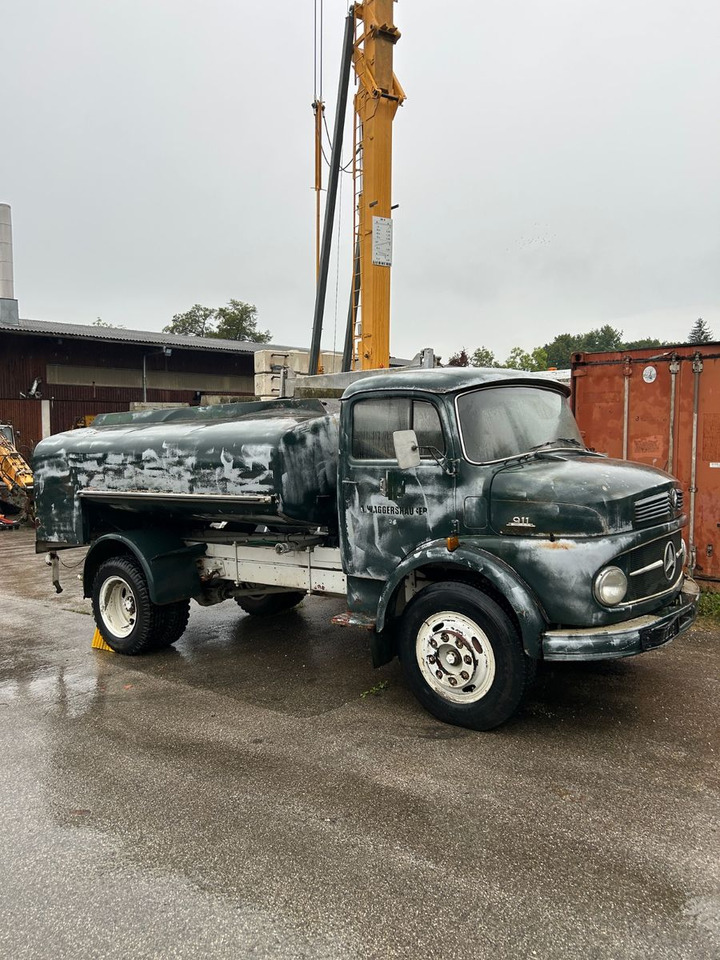 Mercedes-Benz L 911 4x2 Baujahr 1966 - Chassi lastbil: bild 1 Mercedes-Benz L 911 4x2 Baujahr 1966 - Chassi lastbil: bild 1