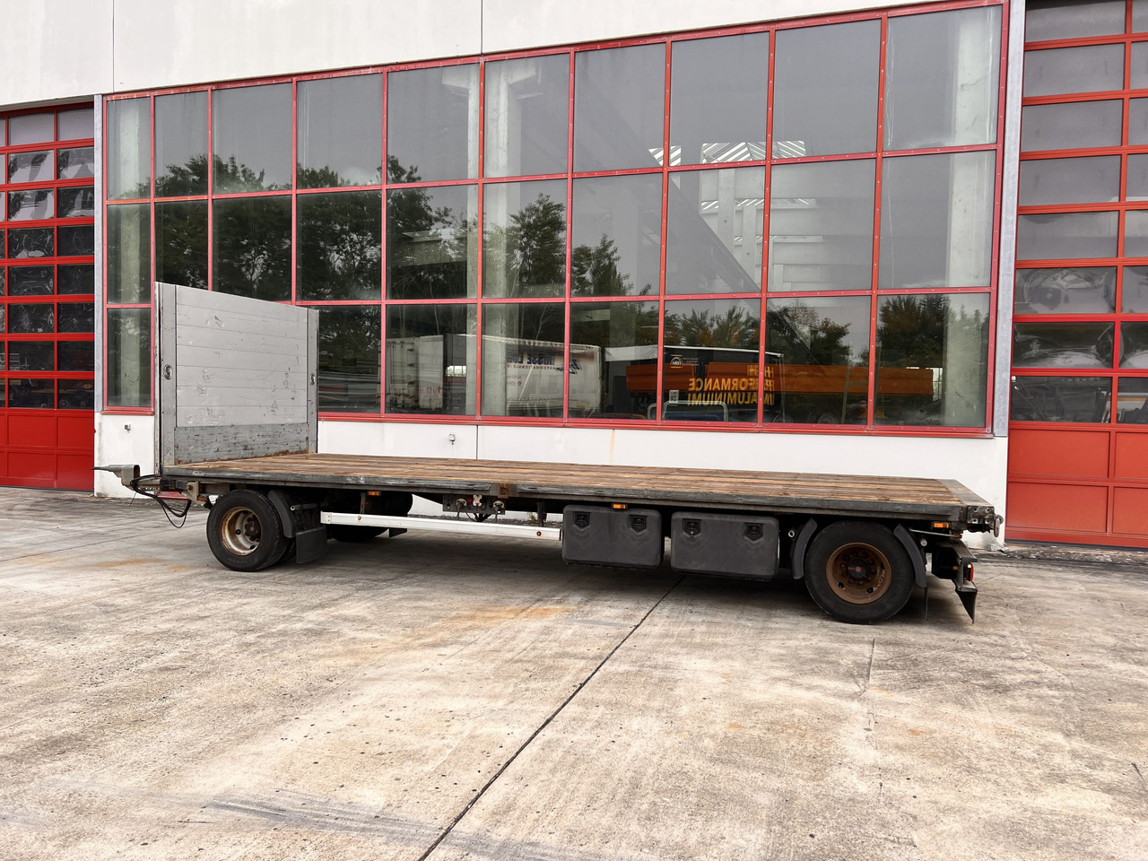 Ackermann PA-F 18/7.4E 2 Achs Jumboanhänger Mega - Låg lastare trailer: bild 4 Ackermann PA-F 18/7.4E 2 Achs Jumboanhänger Mega - Låg lastare trailer: bild 4