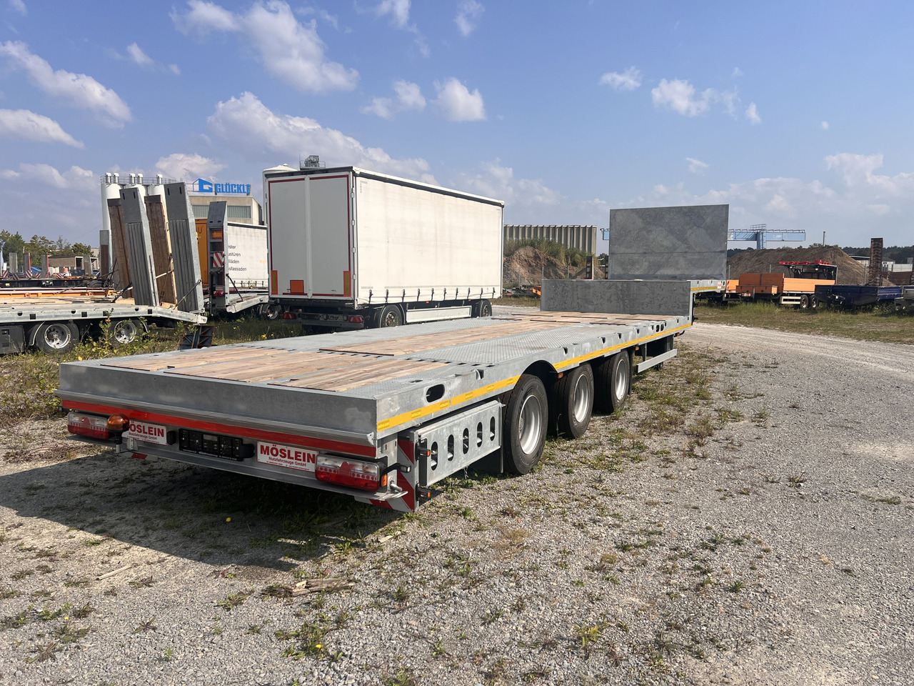 Möslein ST 3 Plato 8,7 3 Achs Satteltieflader Plato 45 t GGfür Fertigteile, Baumaschinen - Låg lastare semitrailer: bild 5 Möslein ST 3 Plato 8,7 3 Achs Satteltieflader Plato 45 t GGfür Fertigteile, Baumaschinen - Låg lastare semitrailer: bild 5