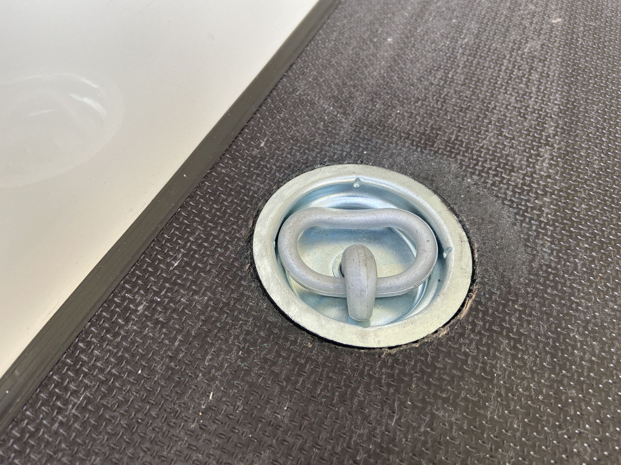 Möslein TKO 105 D 6m weiß Tandem- Koffer, Durchladbar, -- Neufahrzeug -- - Skåpsläp: bild 5 Möslein TKO 105 D 6m weiß Tandem- Koffer, Durchladbar, -- Neufahrzeug -- - Skåpsläp: bild 5