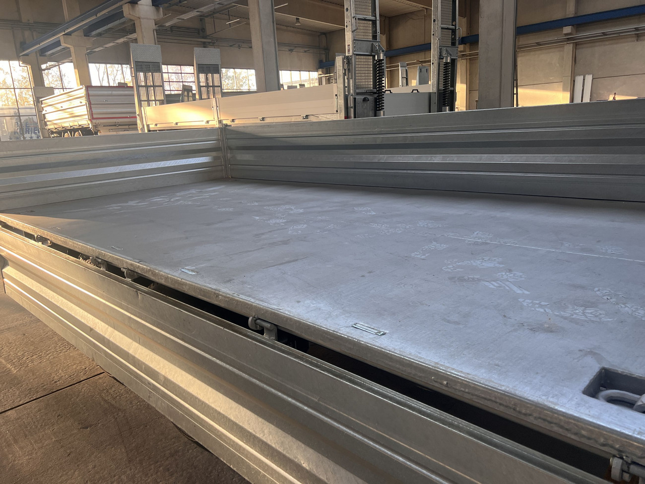 Möslein TTD 19 B neuer 19 t Tandemkipper- Tieflader - Tippsläp: bild 4 Möslein TTD 19 B neuer 19 t Tandemkipper- Tieflader - Tippsläp: bild 4