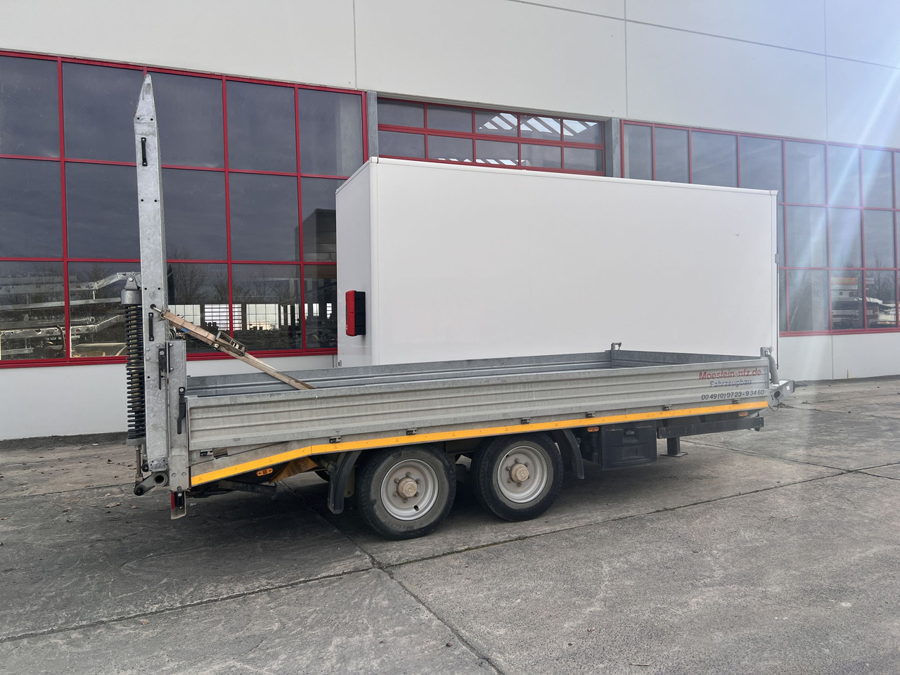 Möslein TTS 11 Schwebheim Tandemtieflader, Breite Rampen, Wenig Benutzt - Låg lastare trailer: bild 2 Möslein TTS 11 Schwebheim Tandemtieflader, Breite Rampen, Wenig Benutzt - Låg lastare trailer: bild 2