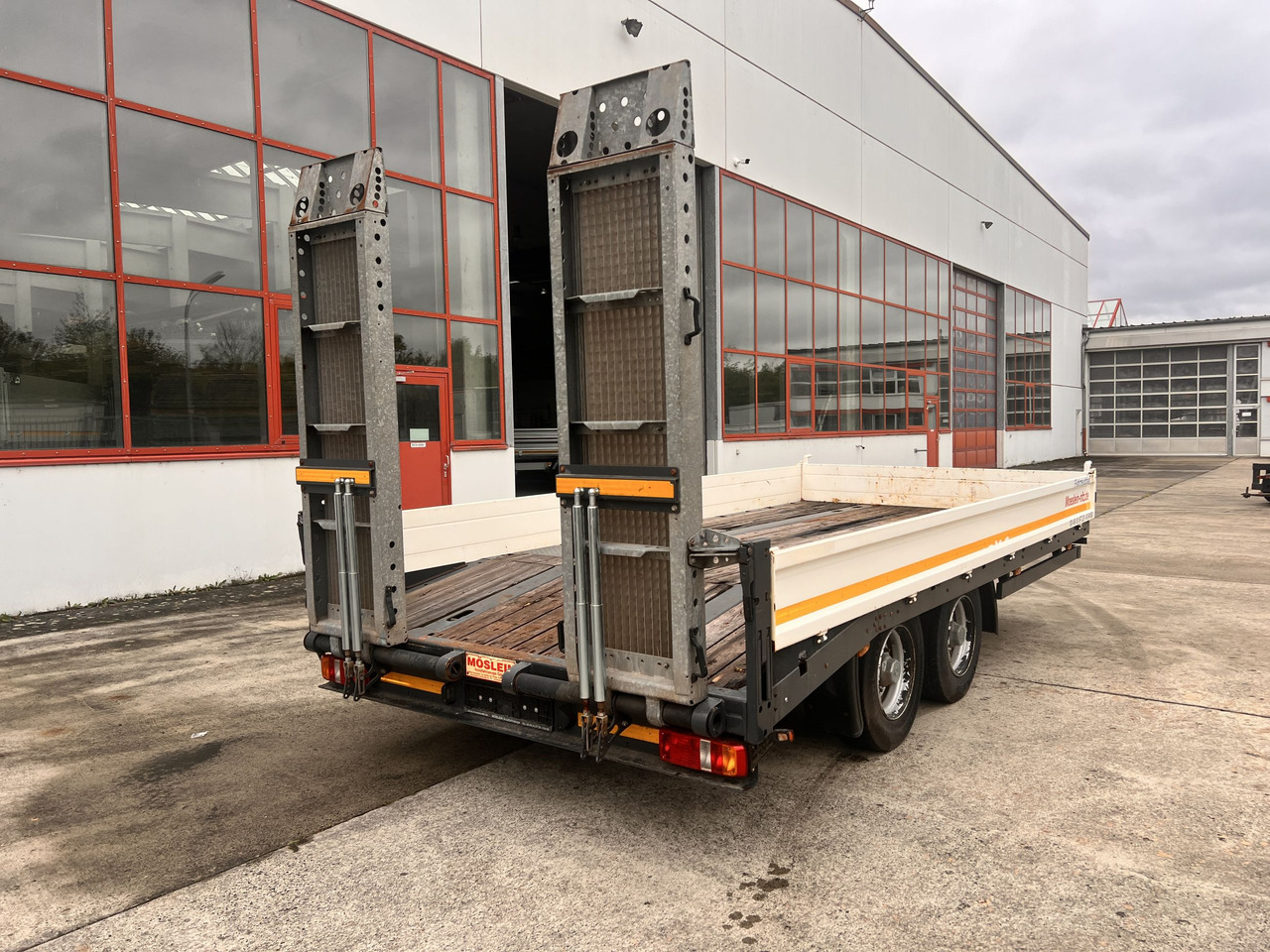 Möslein TTS 11 Schwebheim Tandemtieflader - Låg lastare trailer: bild 3 Möslein TTS 11 Schwebheim Tandemtieflader - Låg lastare trailer: bild 3