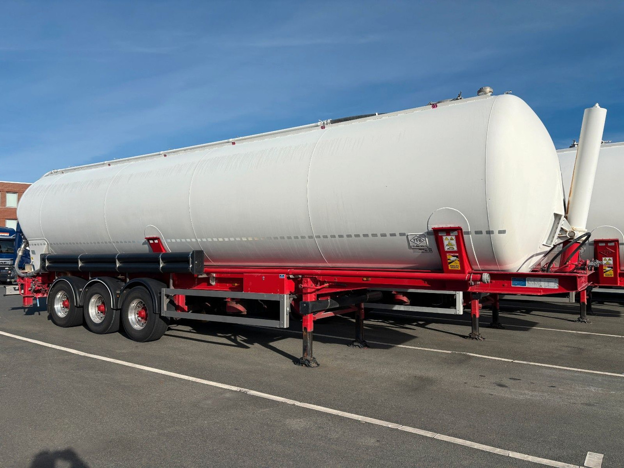 Feldbinder KIP 60.3 E-Hydraulik - Bulktrailer: bild 1 Feldbinder KIP 60.3 E-Hydraulik - Bulktrailer: bild 1