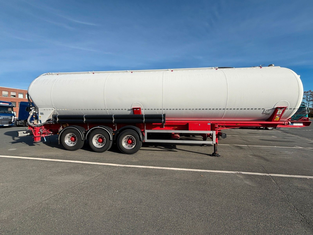 Feldbinder KIP 60.3 E-Hydraulik - Bulktrailer: bild 5 Feldbinder KIP 60.3 E-Hydraulik - Bulktrailer: bild 5