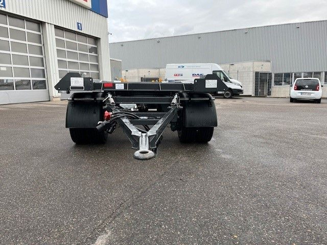 Außenroller 20 AR Außenroller 20 AR - Lastväxlarsläp/ Liftdumpersläp: bild 4 Außenroller 20 AR Außenroller 20 AR - Lastväxlarsläp/ Liftdumpersläp: bild 4