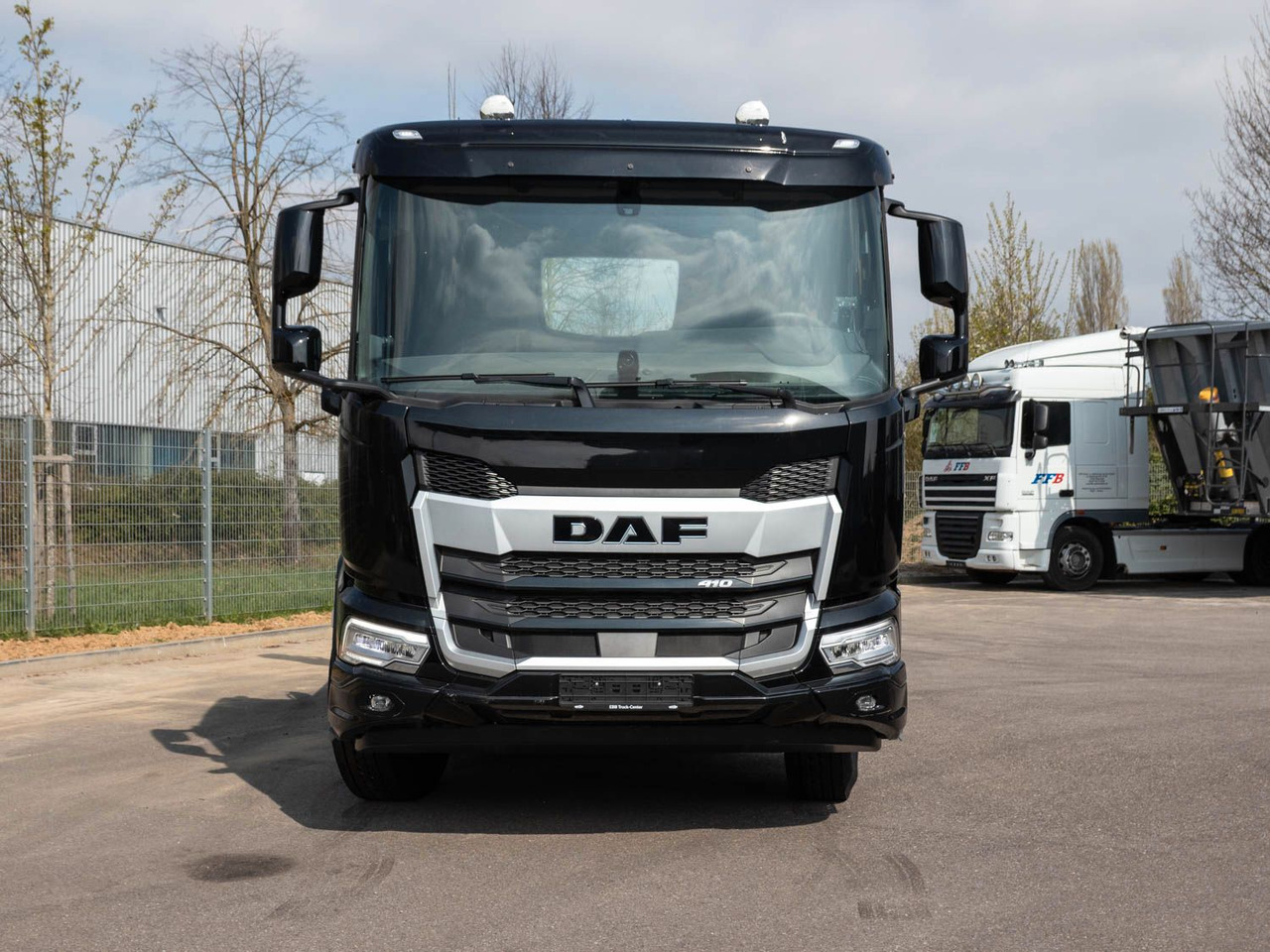 DAF FA XD 410 VDL Absetzkipper DAF FA XD 410 VDL Absetzkipper - Liftdumper lastbil: bild 2 DAF FA XD 410 VDL Absetzkipper DAF FA XD 410 VDL Absetzkipper - Liftdumper lastbil: bild 2