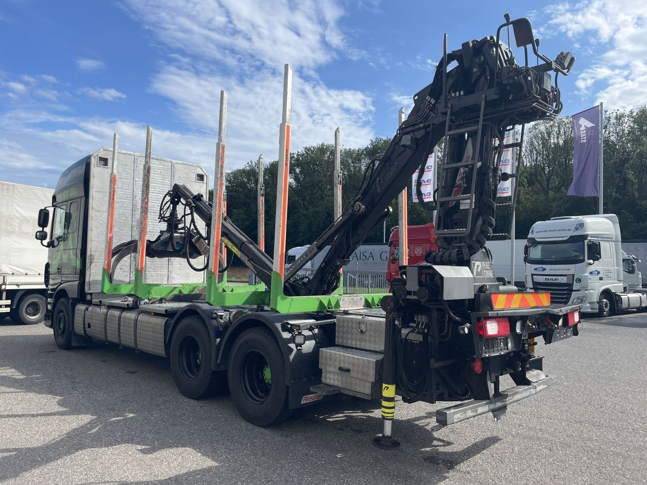 DAF FAT XF 530 SSC, Holztransport, Greifer mit Säge - Timmerbil, Kranbil: bild 4 DAF FAT XF 530 SSC, Holztransport, Greifer mit Säge - Timmerbil, Kranbil: bild 4