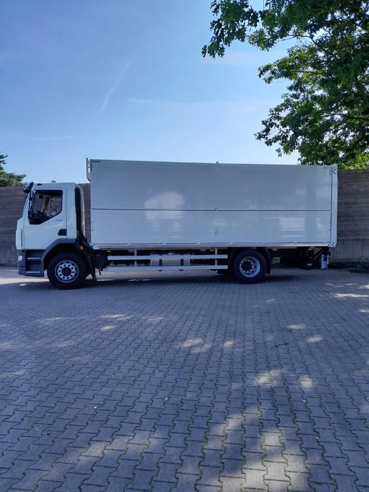 DAF XB 310 FA 18t Getränkeaufbau DAF XB 310 FA 18t Getränkeaufbau - Dryckestransport lastbil: bild 3 DAF XB 310 FA 18t Getränkeaufbau DAF XB 310 FA 18t Getränkeaufbau - Dryckestransport lastbil: bild 3