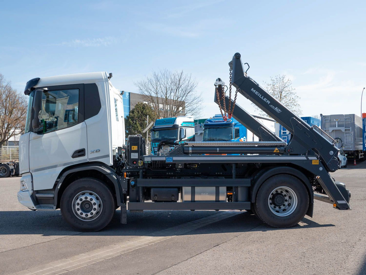 DAF XD 410 FA Meiller Absetzkipper DAF XD 410 FA Meiller Absetzkipper - Liftdumper lastbil: bild 4 DAF XD 410 FA Meiller Absetzkipper DAF XD 410 FA Meiller Absetzkipper - Liftdumper lastbil: bild 4